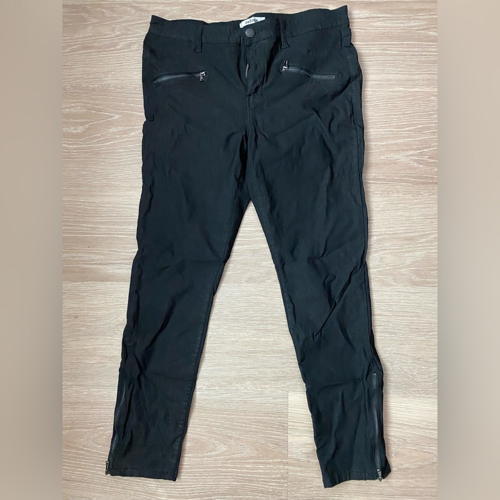 Refuge Black Zippered Pants